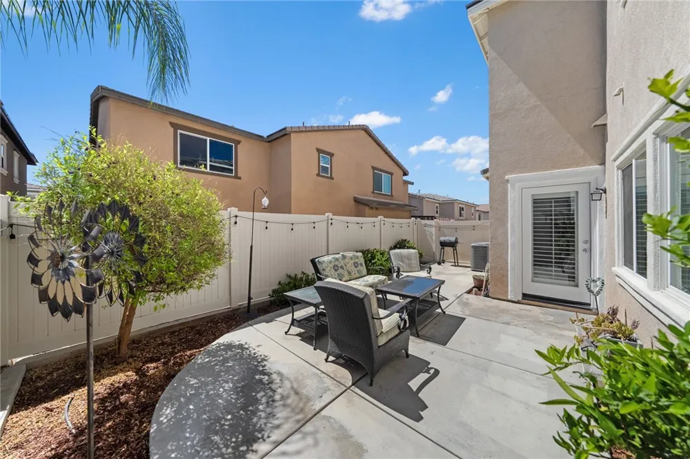 24289 Bay Laurel Avenue Murrieta, CA 92562