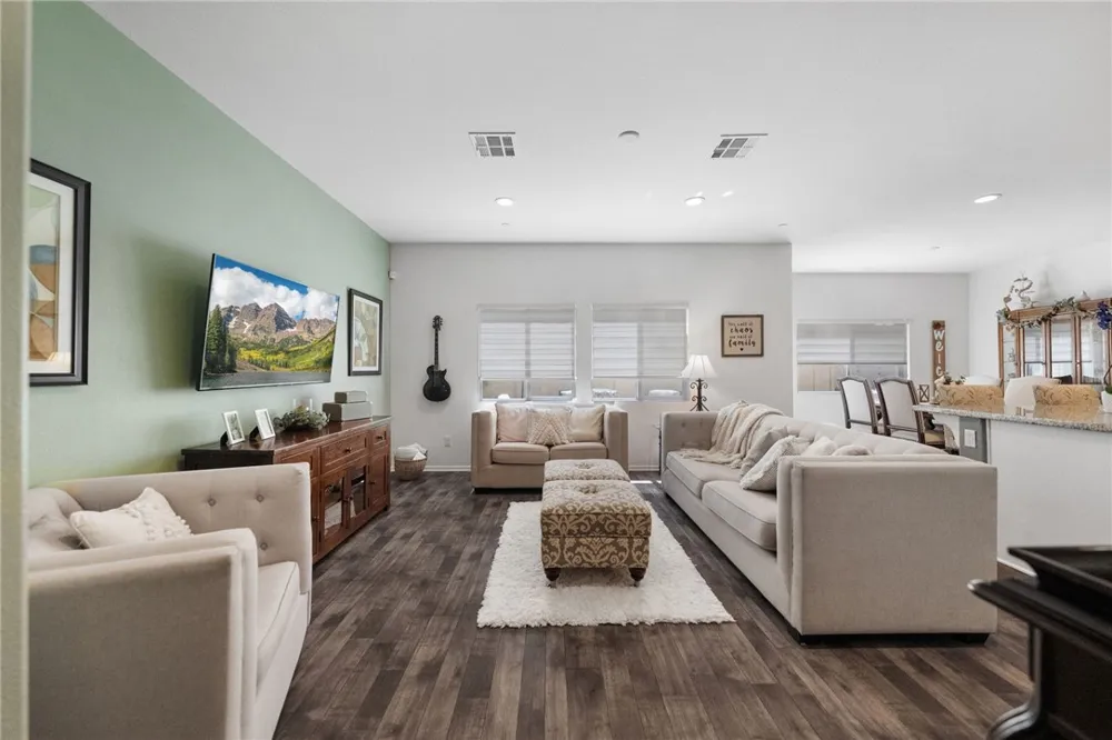 24289 Bay Laurel Avenue Murrieta, CA 92562