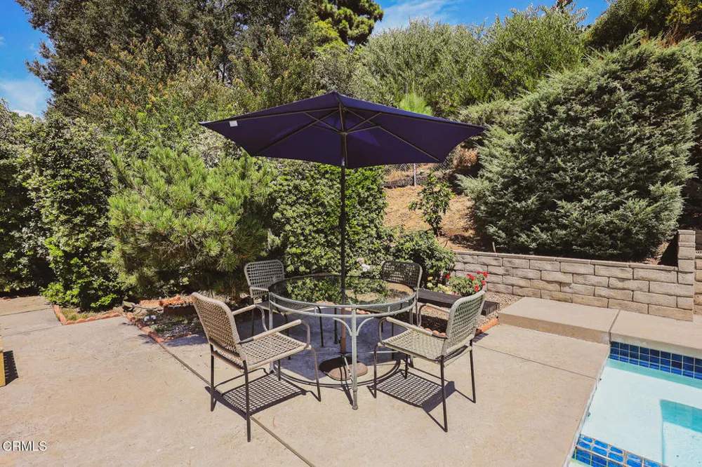 2725 Brierhaven Drive La Crescenta, CA 91214