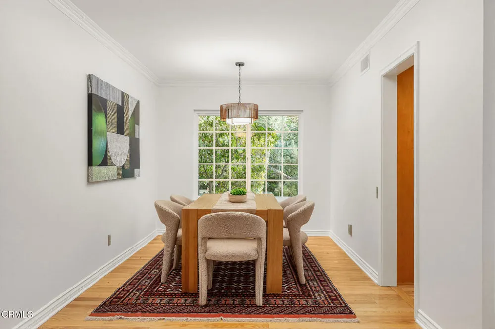 2725 Brierhaven Drive La Crescenta, CA 91214