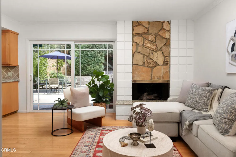 2725 Brierhaven Drive La Crescenta, CA 91214