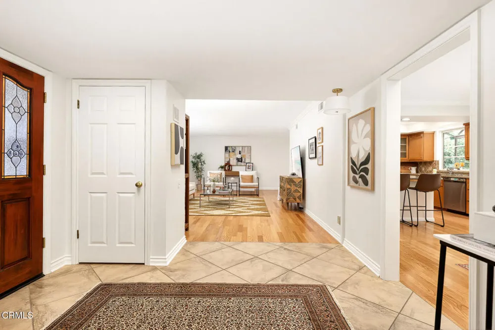 2725 Brierhaven Drive La Crescenta, CA 91214
