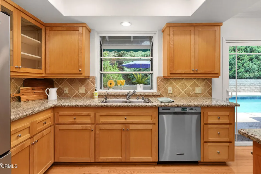 2725 Brierhaven Drive La Crescenta, CA 91214