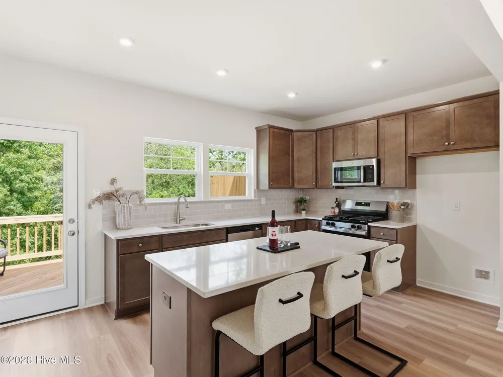 166 Hanger Road Wilmington, NC 28412