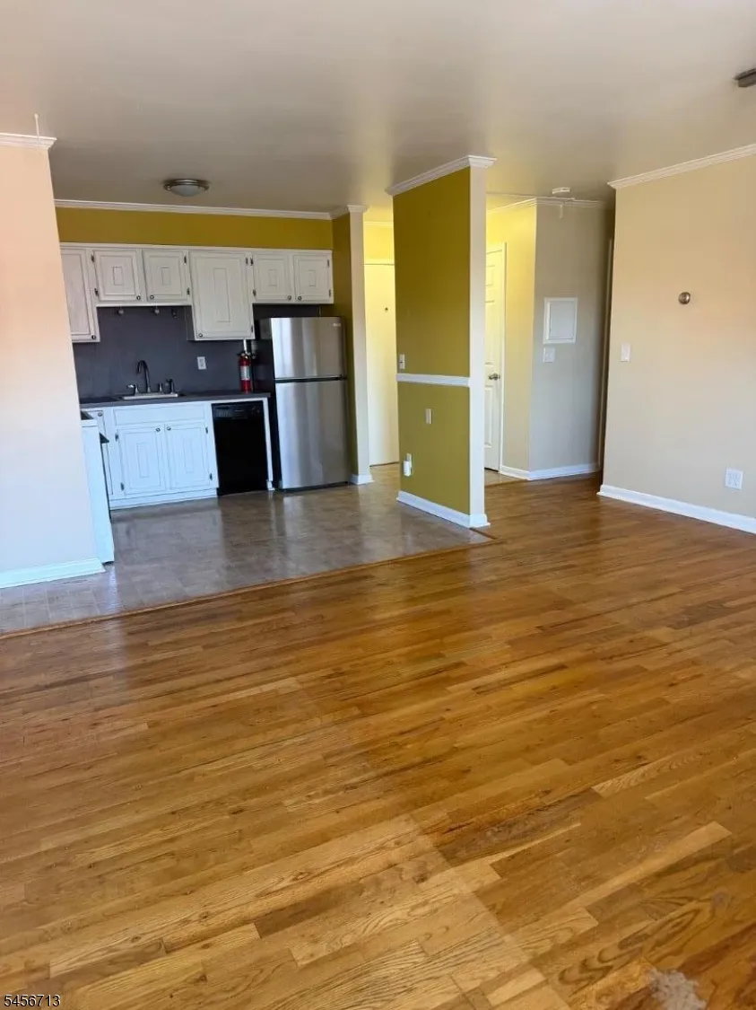 45 Hussa Street, Unit 14 #14 Unit 14 Linden City, NJ 07036