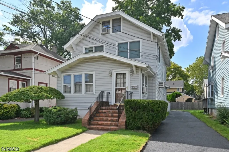 856 Ester Ave Teaneck, NJ 07666