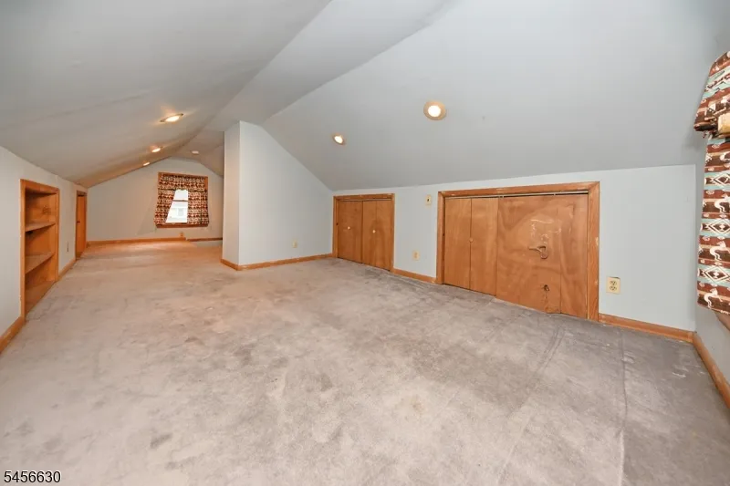 856 Ester Ave Teaneck, NJ 07666