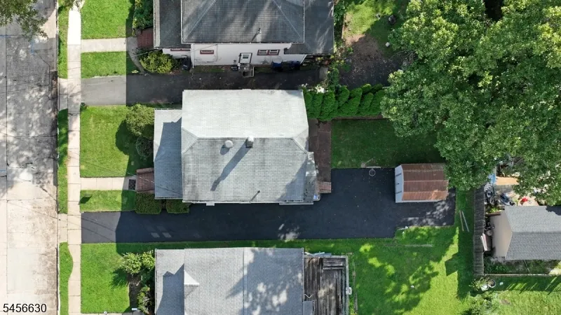 856 Ester Ave Teaneck, NJ 07666