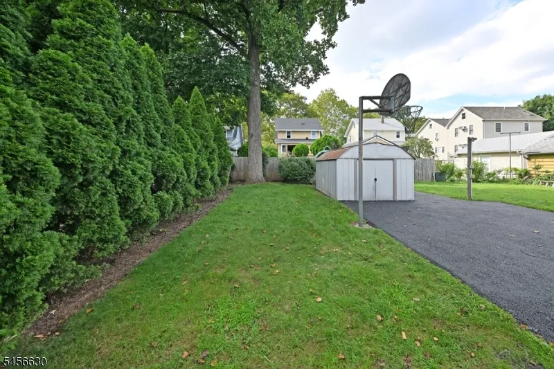 856 Ester Ave Teaneck, NJ 07666