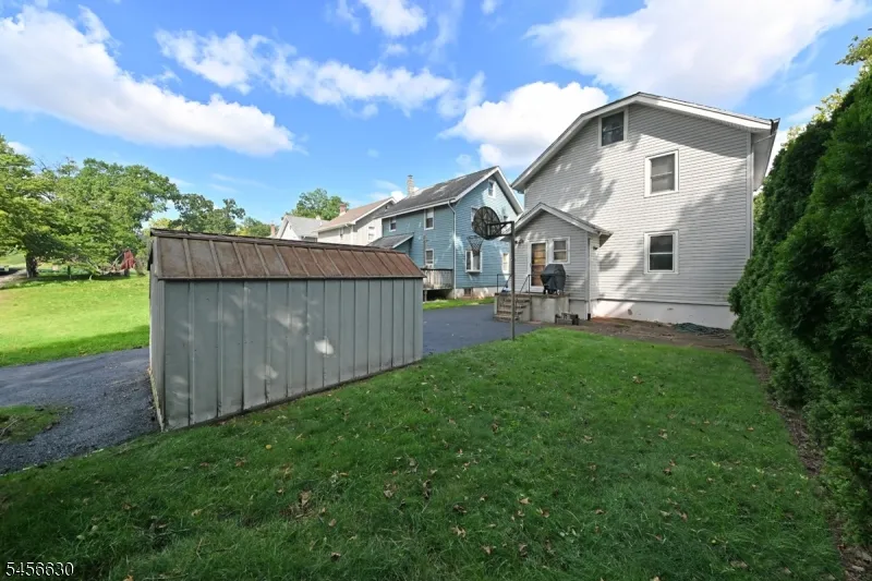 856 Ester Ave Teaneck, NJ 07666