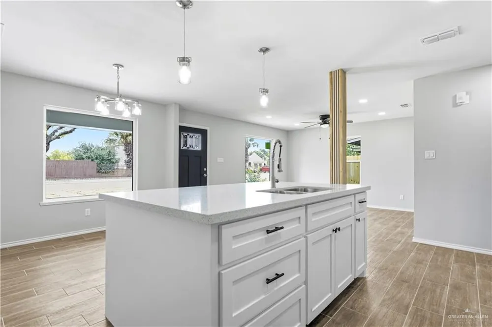 1001 26th Street McAllen, TX 78501