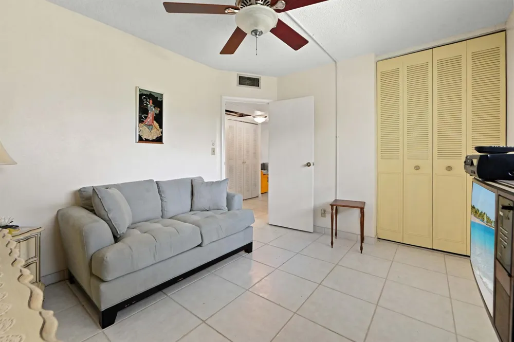 3506 NW 49th Avenue #603 Lauderdale Lakes, FL 33319