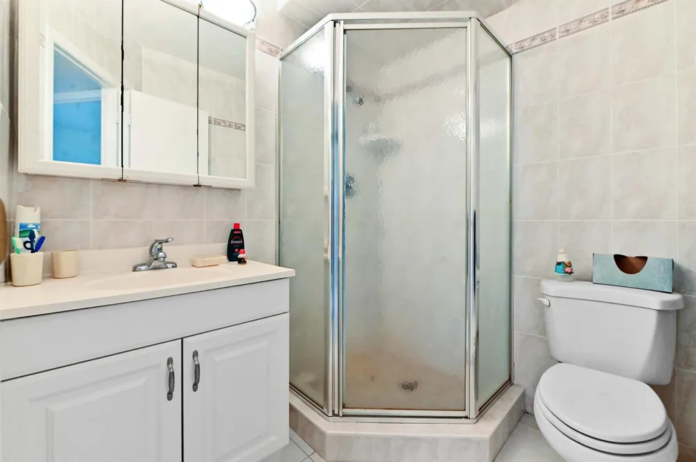 3506 NW 49th Avenue #603 Lauderdale Lakes, FL 33319