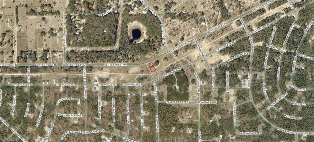 9037 Fisher RUN Ocklawaha, FL 32179