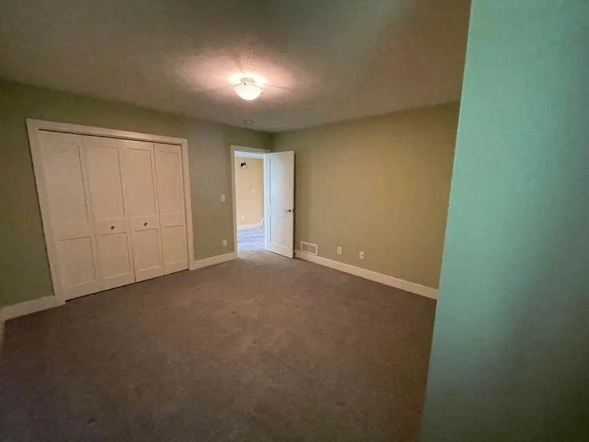 6852 Westshire Drive Norton Shores City, MI 49444