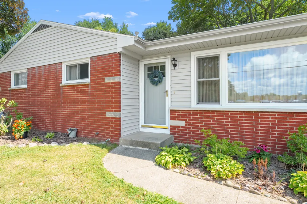 8027 Waylee Street Portage City, MI 49002