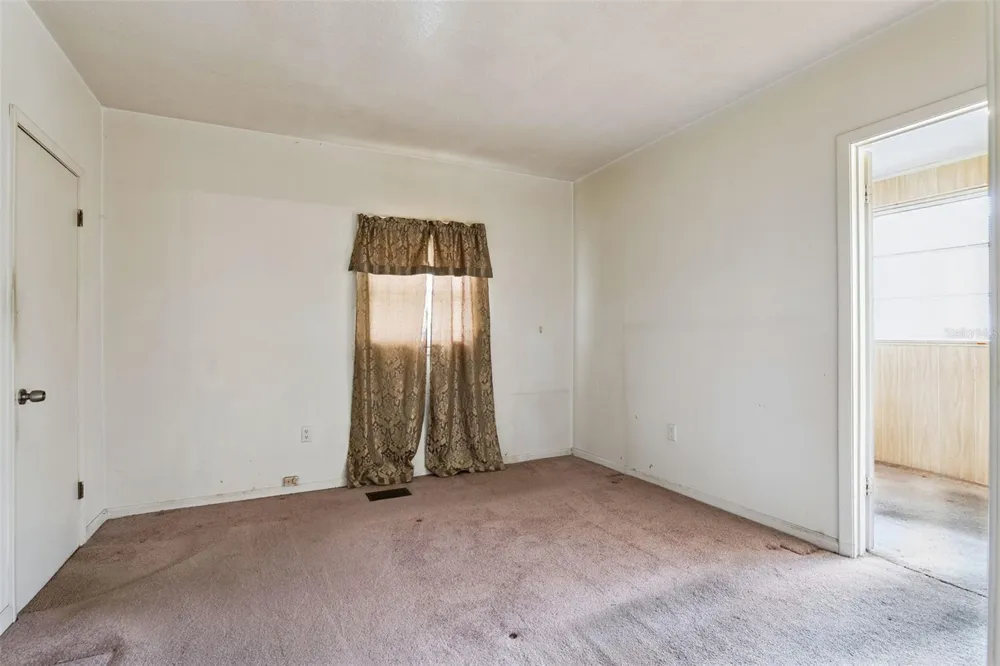 381 W OHIO AVENUE Lake Helen, FL 32744