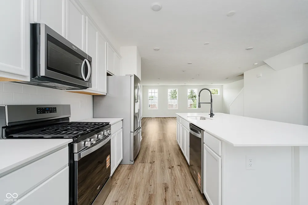 1775 Gualandri Lane Westfield, IN 46074