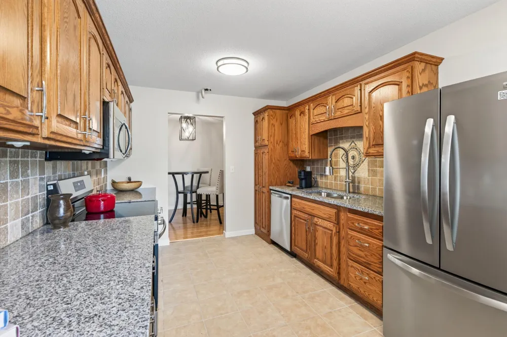 6976 Langford Court Edina, MN 55436