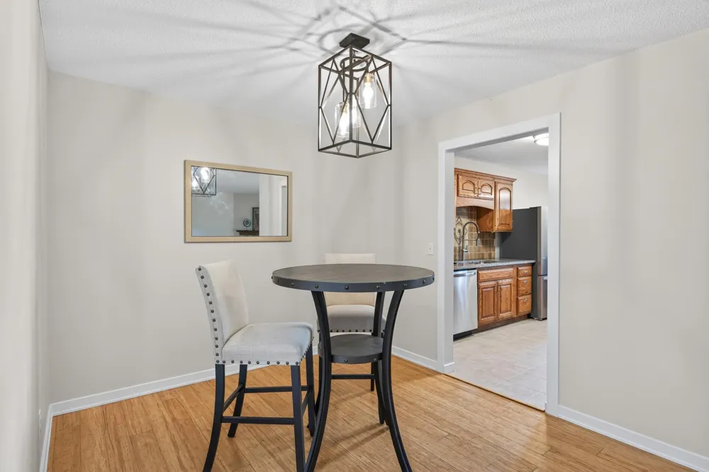 6976 Langford Court Edina, MN 55436