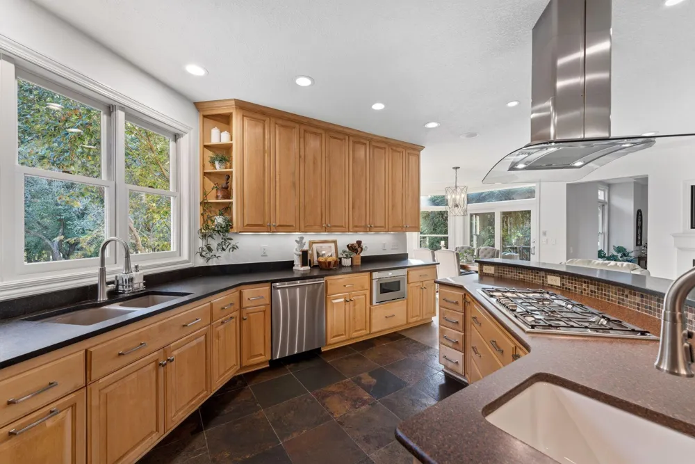 4570 Neal Avenue Stillwater, MN 55082