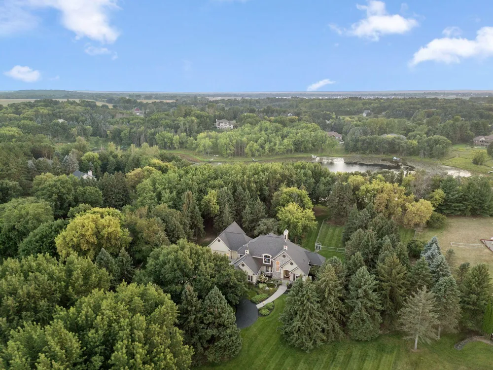 4570 Neal Avenue Stillwater, MN 55082