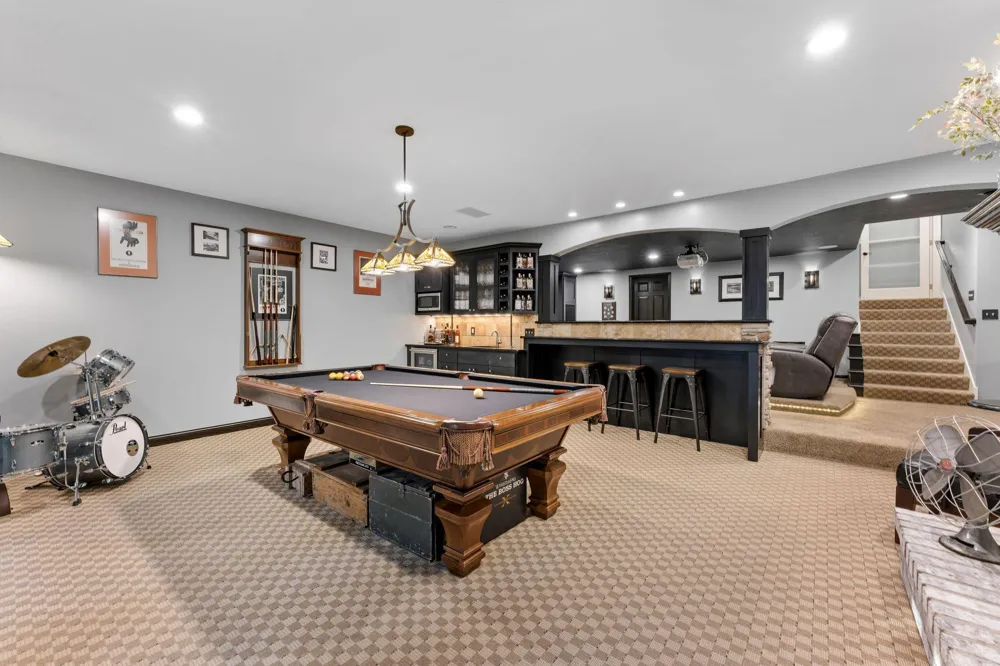 4570 Neal Avenue Stillwater, MN 55082