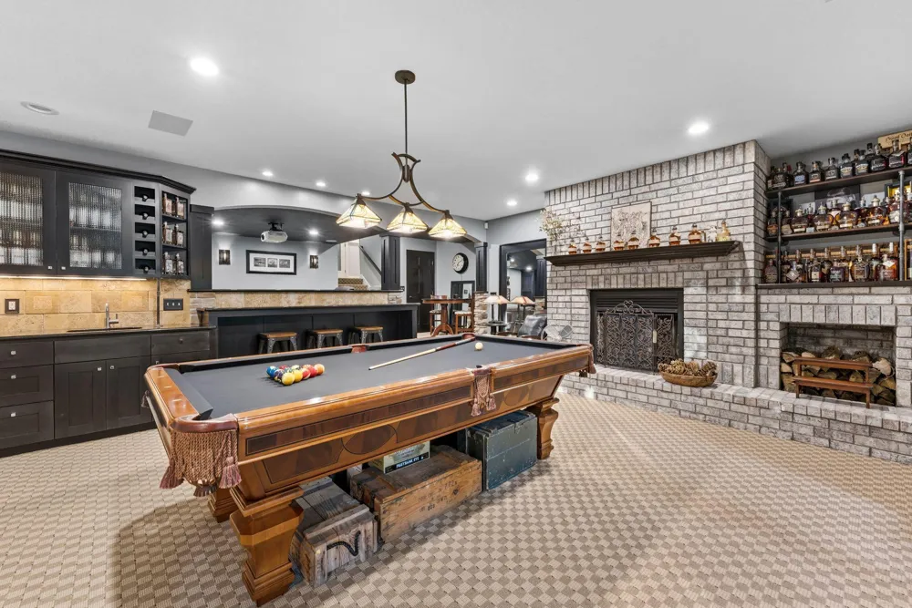 4570 Neal Avenue Stillwater, MN 55082