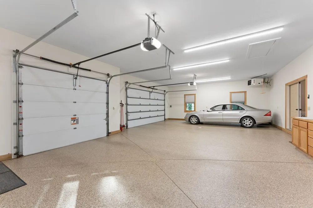 4570 Neal Avenue Stillwater, MN 55082