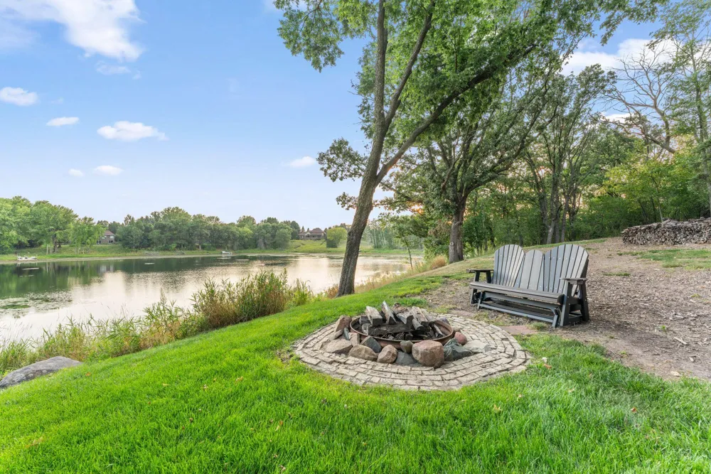 4570 Neal Avenue Stillwater, MN 55082