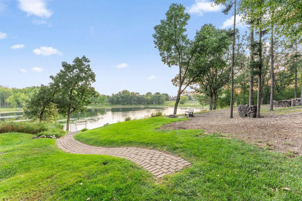 4570 Neal Avenue Stillwater, MN 55082