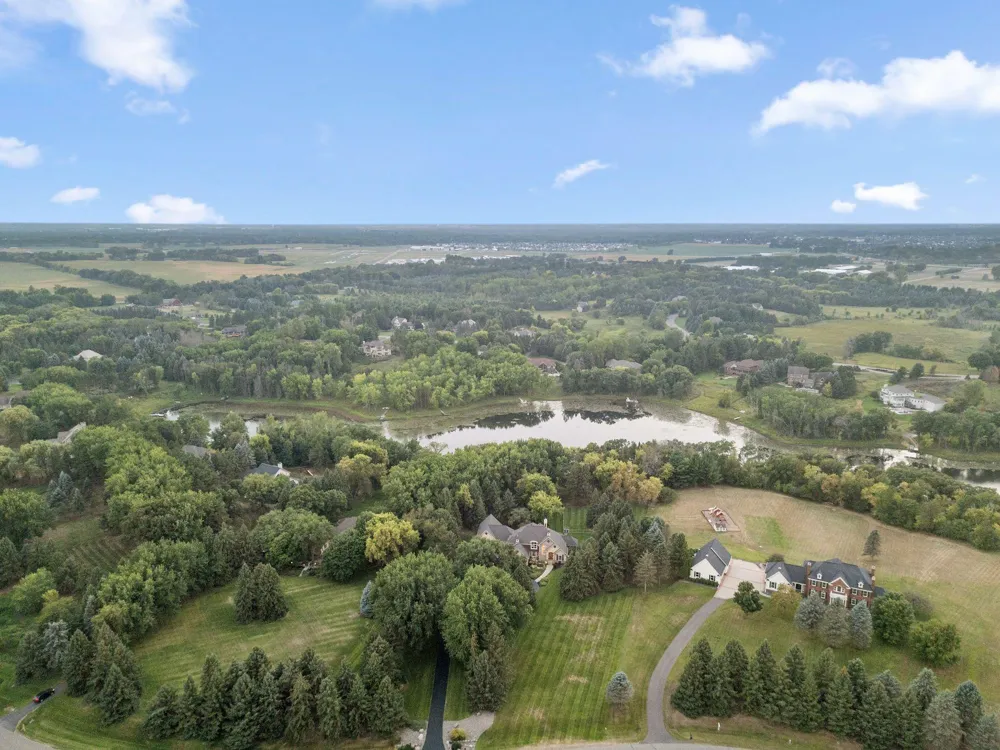 4570 Neal Avenue Stillwater, MN 55082