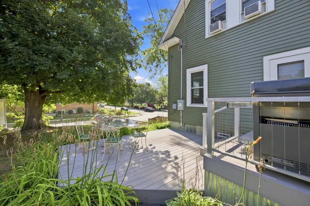 1825 Minnehaha Avenue W Saint Paul, MN 55104