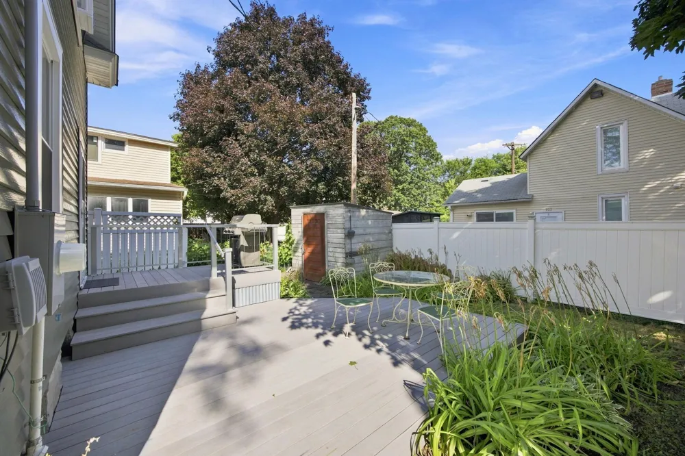 1825 Minnehaha Avenue W Saint Paul, MN 55104