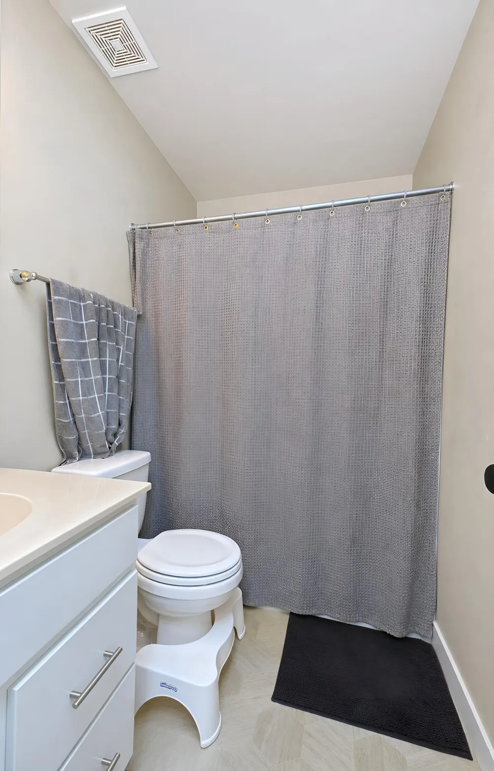 2754 10th Street W West Fargo, ND 58078