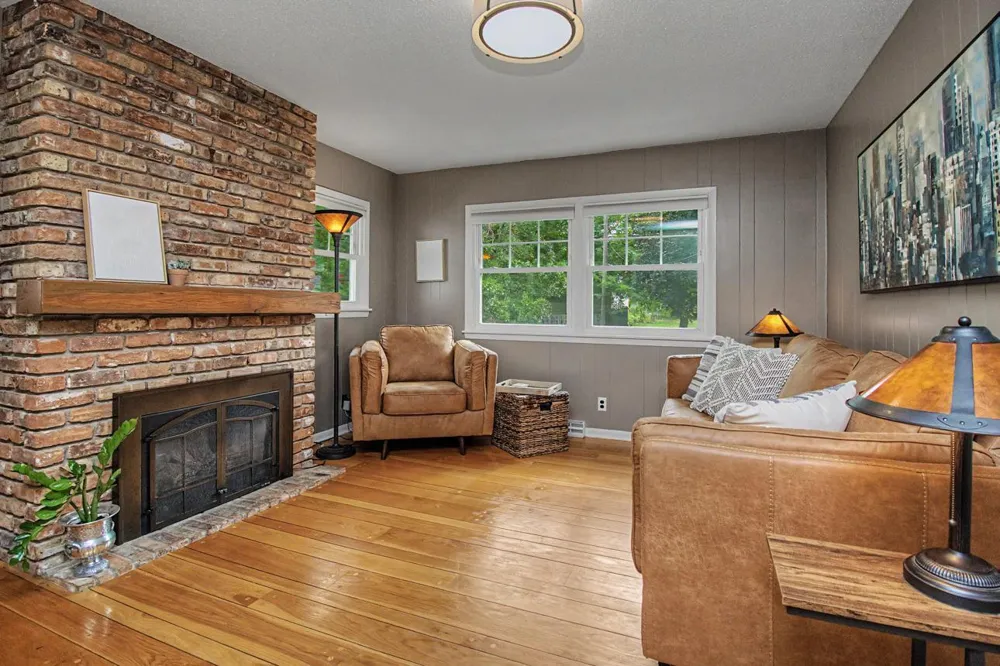 1424 Rhode Island Avenue Golden Valley, MN 55427