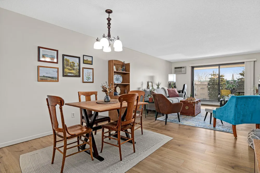 1871 Silver Bell Road #309 Eagan, MN 55122
