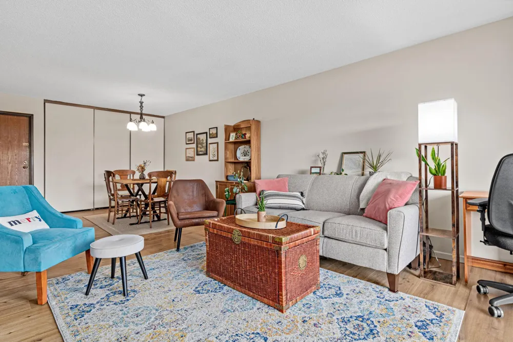 1871 Silver Bell Road #309 Eagan, MN 55122