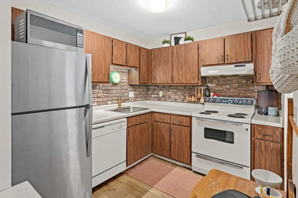 1871 Silver Bell Road #309 Eagan, MN 55122