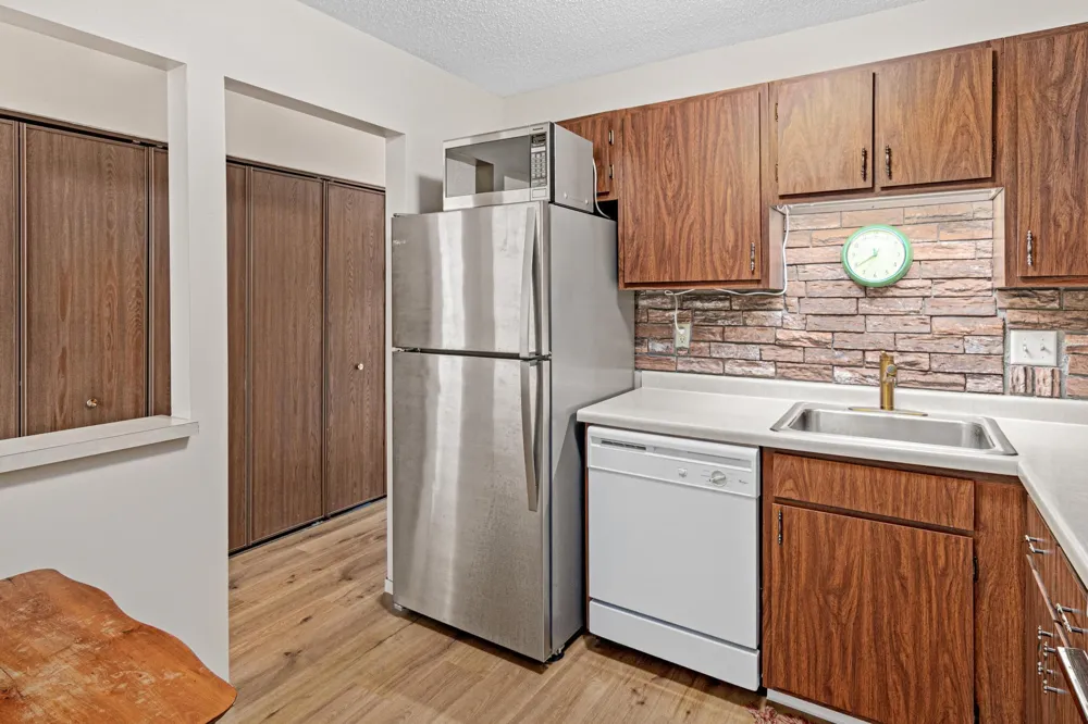 1871 Silver Bell Road #309 Eagan, MN 55122