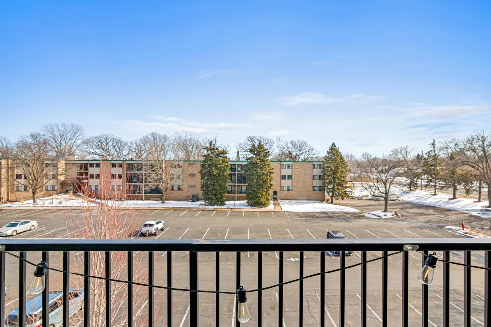 1871 Silver Bell Road #309 Eagan, MN 55122
