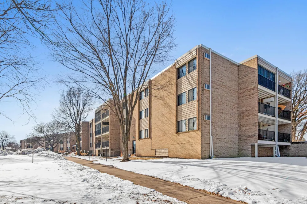 1871 Silver Bell Road #309 Eagan, MN 55122