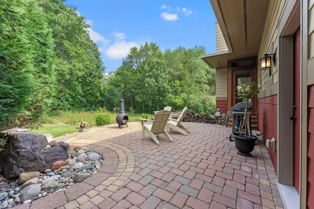 2355 Morgan Avenue Stillwater, MN 55082
