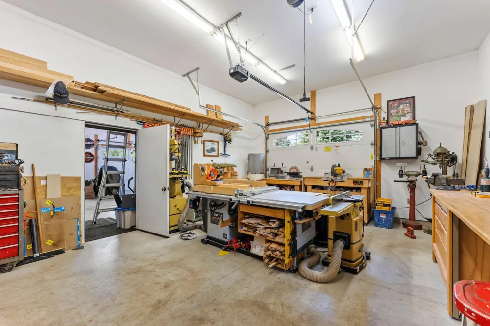 2355 Morgan Avenue Stillwater, MN 55082