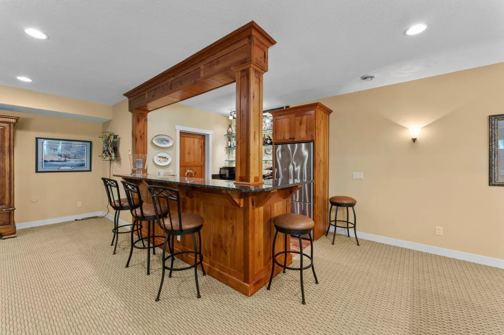 2355 Morgan Avenue Stillwater, MN 55082