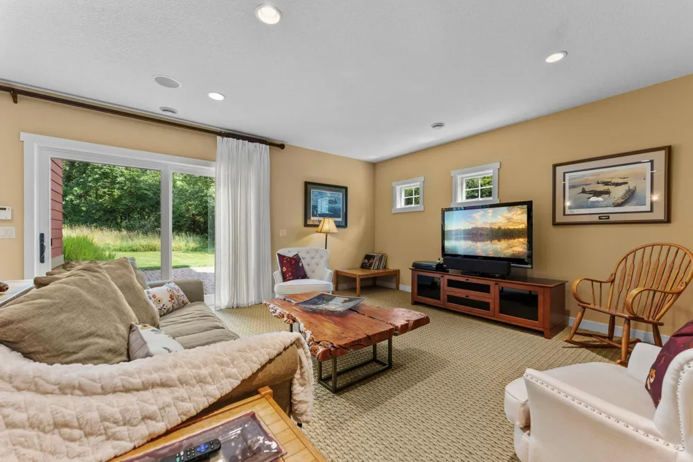 2355 Morgan Avenue Stillwater, MN 55082