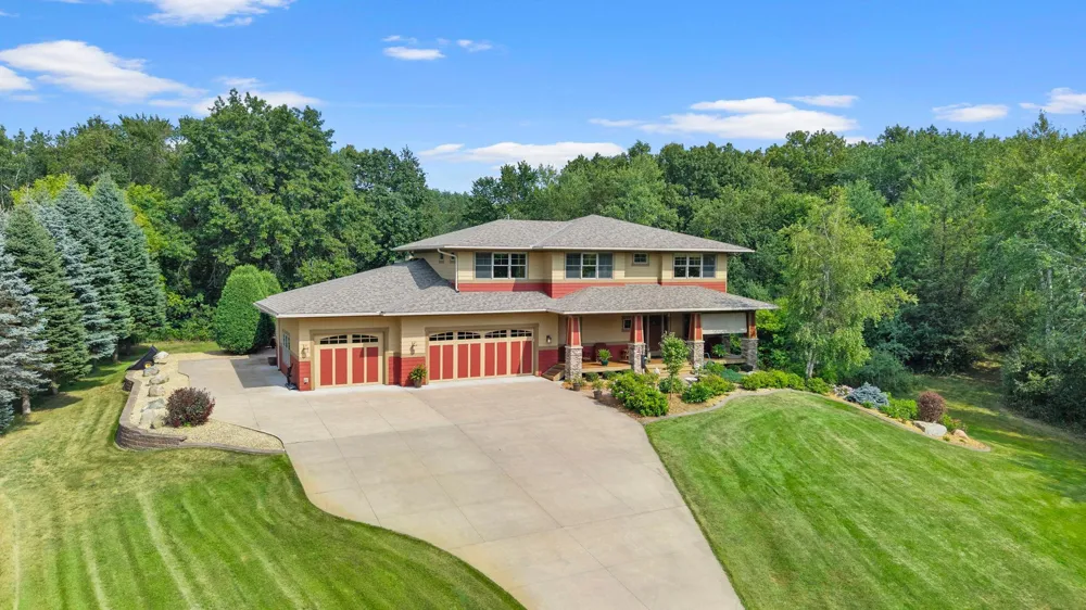 2355 Morgan Avenue Stillwater, MN 55082