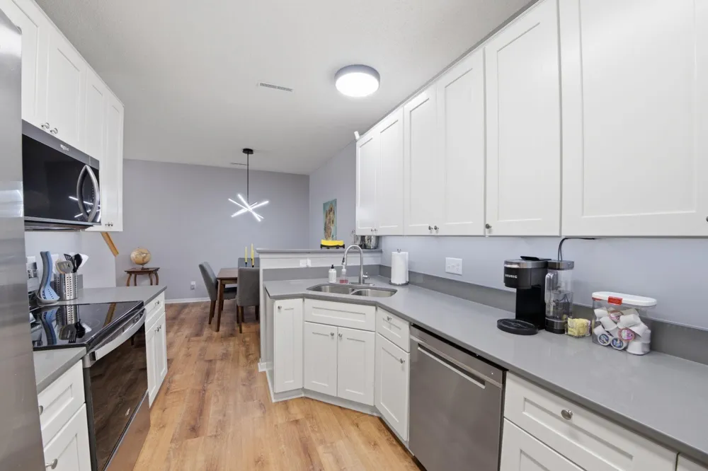 1574 Liberty Circle Shakopee, MN 55379