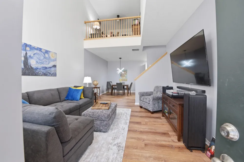 1574 Liberty Circle Shakopee, MN 55379