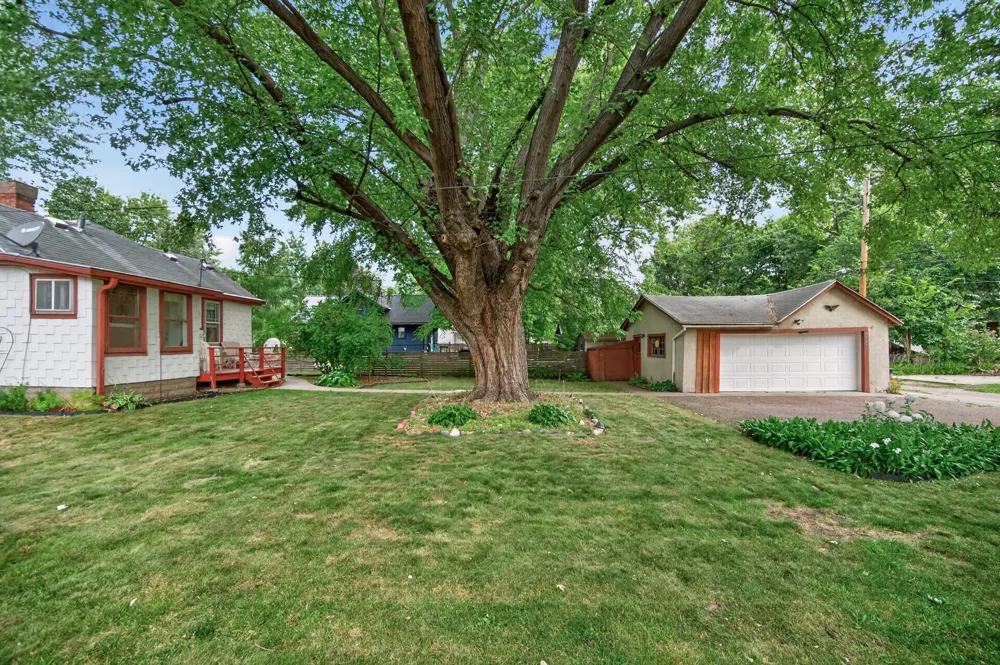 5131 37th Avenue S Minneapolis, MN 55417